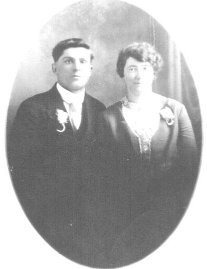 Henri Thibodeau et Alphonsine Poisson sa femme. Source: Archives familliales Thibodeau (Édouard)