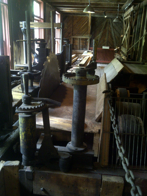 Scie du moulin seigneurial de Pointe-du-Lac. Photo: Archéo-CAD